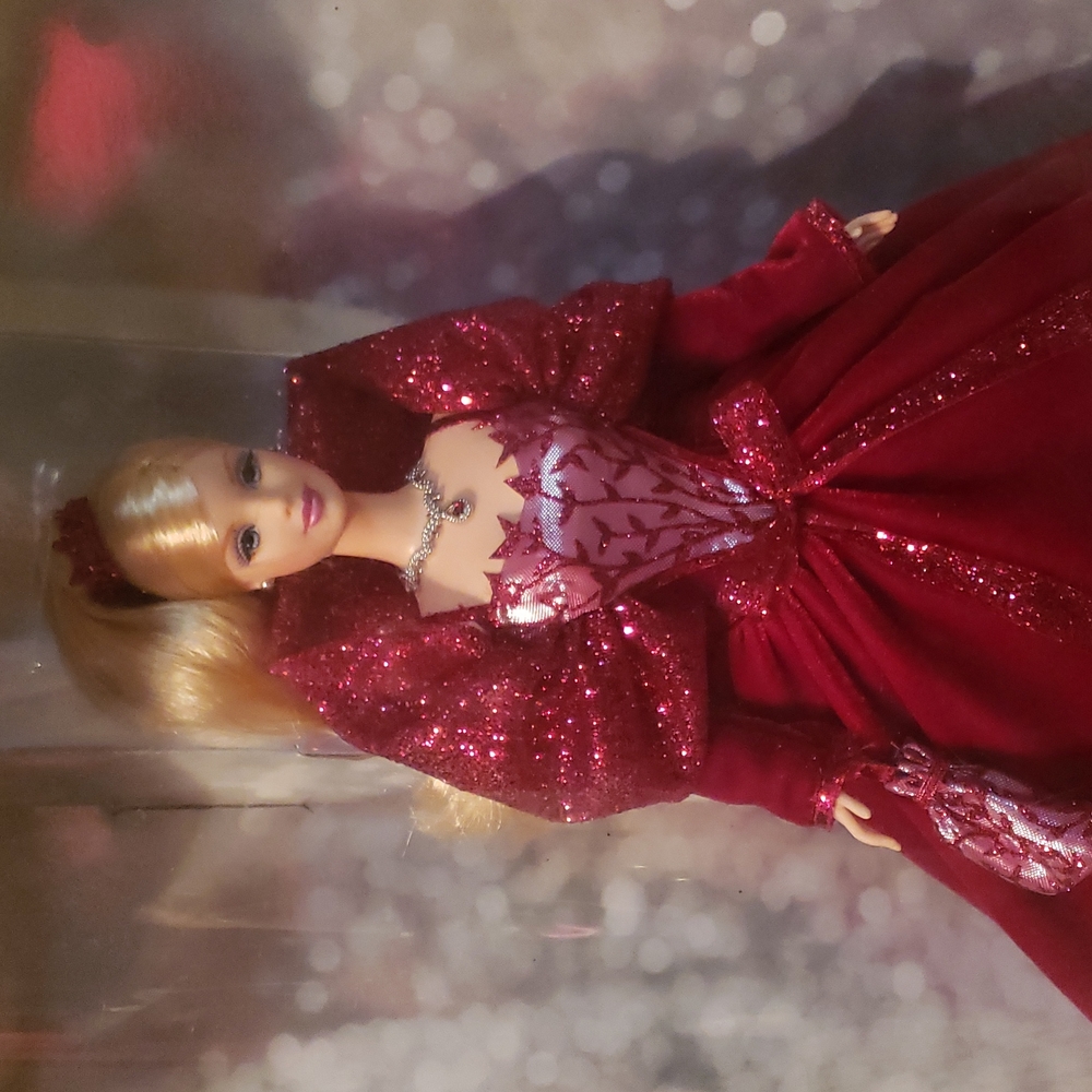 Barbie - Picture 3 of 3
